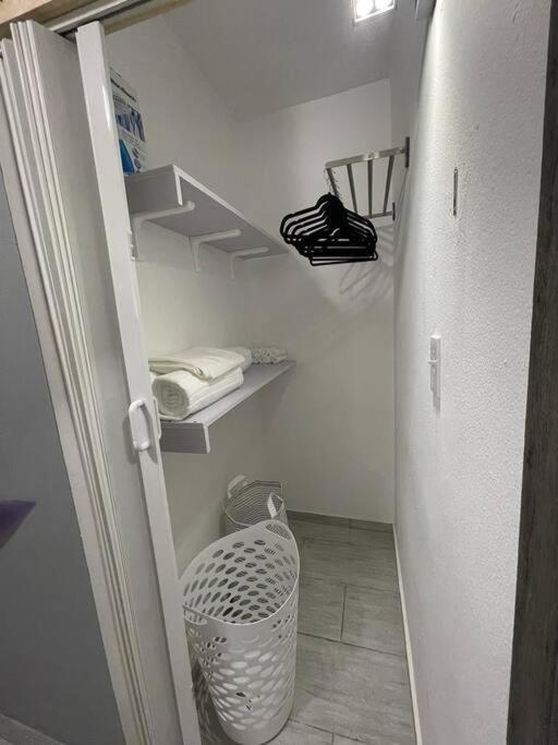 Urban Lodgings One @ Roosevelt 457 San Juan Ngoại thất bức ảnh