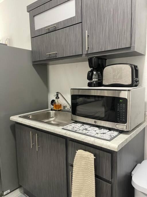 Urban Lodgings One @ Roosevelt 457 San Juan Ngoại thất bức ảnh